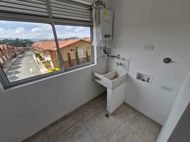 Apartamento de 2 alcobas en venta en Rionegro, 81 m² · foto 6 de 15
