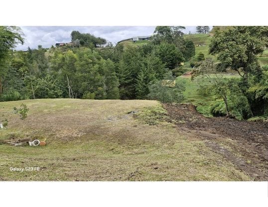 Lote en venta en El Porvenir, El Carmen de Viboral, 3412 m² · foto 4 de 13