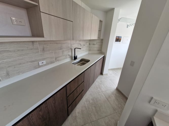 Apartamento de 1 alcoba en venta en Rionegro, 52 m² · foto 14 de 18