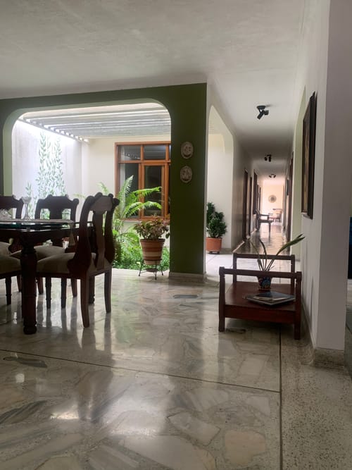 Casa de 5 alcobas en venta en San Fernando Nuevo, Cali, 300 m² · foto 2 de 18