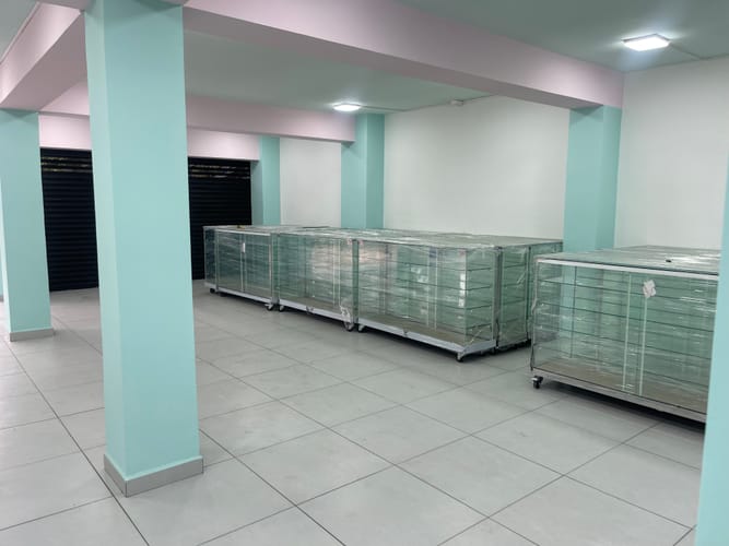 Local en arriendo en Laureles, Medellín, 445 m² · foto 6 de 9