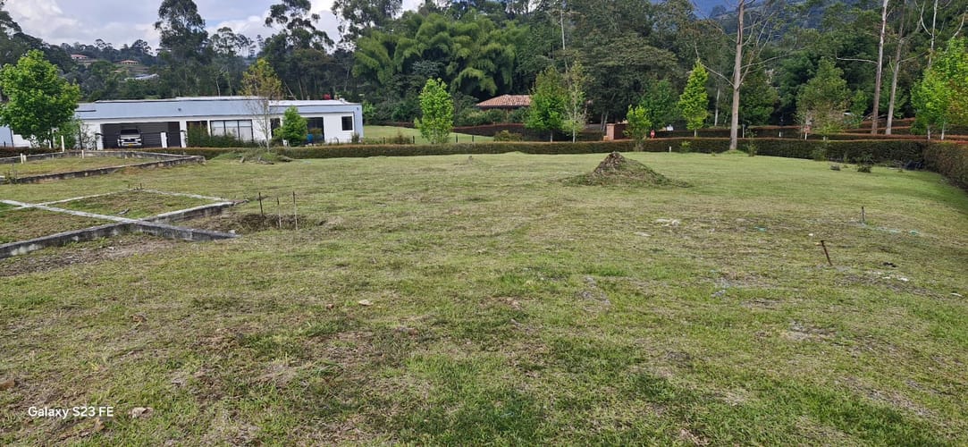 Lote en venta en El Carmen De Viboral, El Carmen de Viboral, 2530 m² · foto 11 de 12