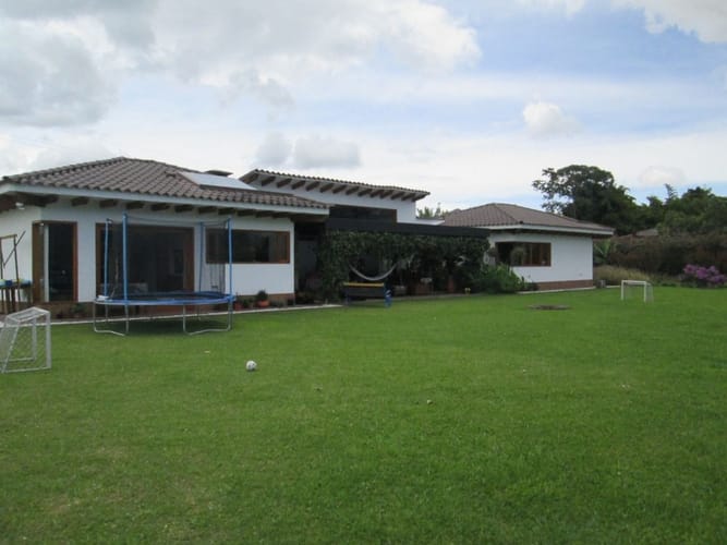 Casa de 4 alcobas en venta en Lomitas, La Ceja · foto 3 de 20