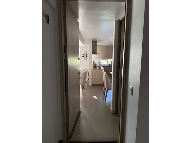 Apartamento de 3 alcobas en venta en Loma De Los Bernal, Medellín, 68 m² · foto 12 de 21