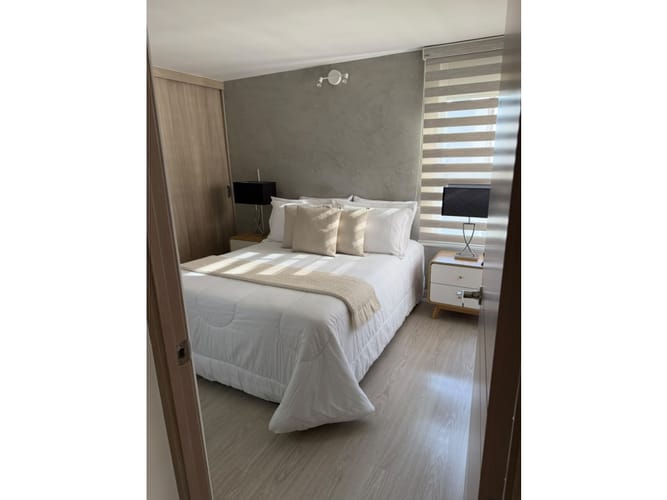 Apartamento de 3 alcobas en venta en Loma De Los Bernal, Medellín, 68 m² · foto 16 de 21