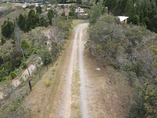 Lote en venta en Guarne, 26827 m² · foto 6 de 15
