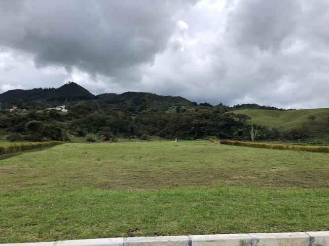 Lote en venta en El Carmen de Viboral, 5646 m² · foto 3 de 16