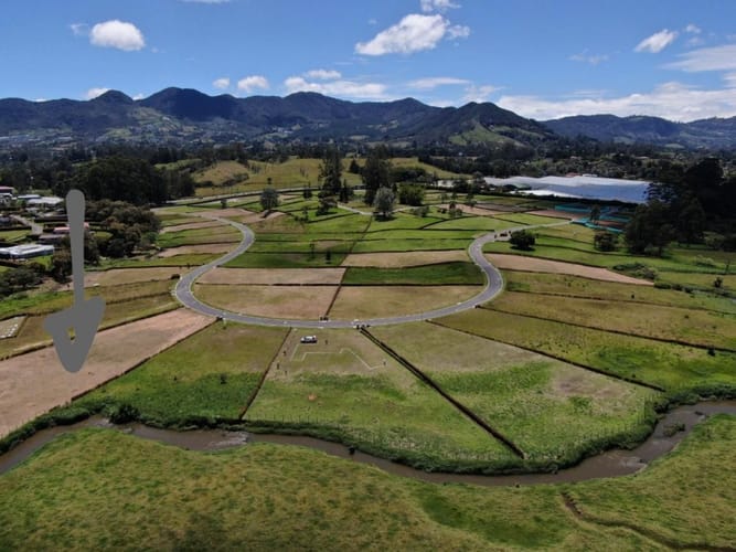 Lote en venta en El Carmen de Viboral, 5646 m² · foto 5 de 16