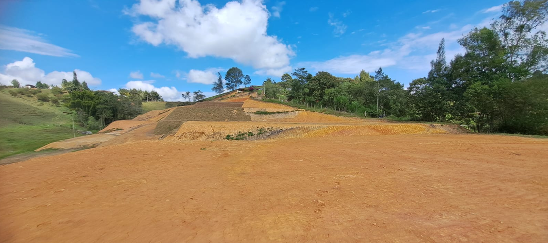 Lote en venta en Camargo, El Carmen de Viboral, 1400 m² · foto 4 de 24