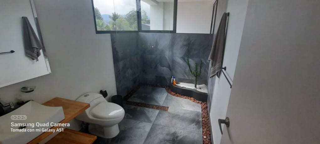 Casa de 4 alcobas en venta en Llano Grande, Rionegro · foto 18 de 20