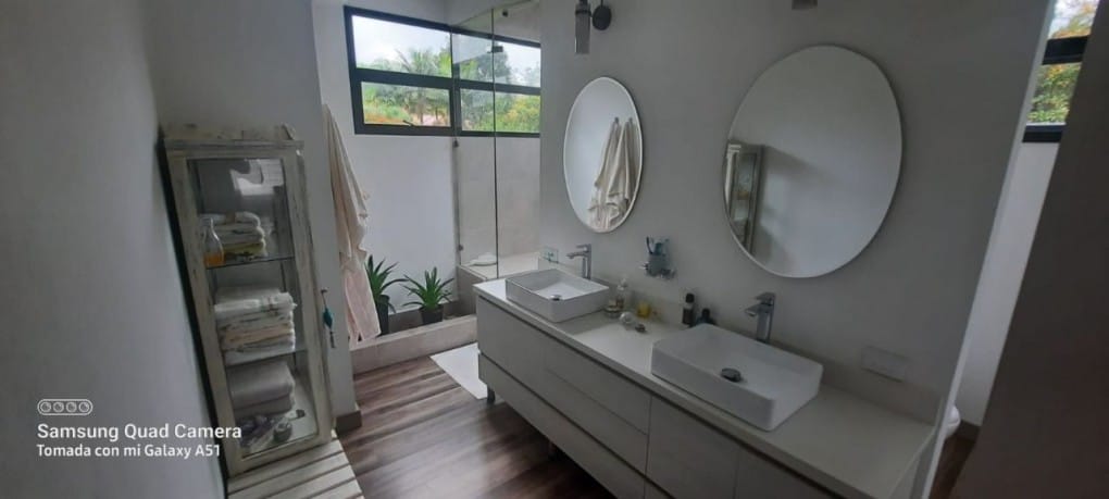 Casa de 4 alcobas en venta en Llano Grande, Rionegro · foto 19 de 20