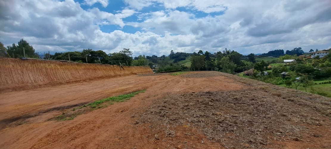 Lote en venta en Camargo, El Carmen de Viboral, 1400 m² · foto 8 de 24