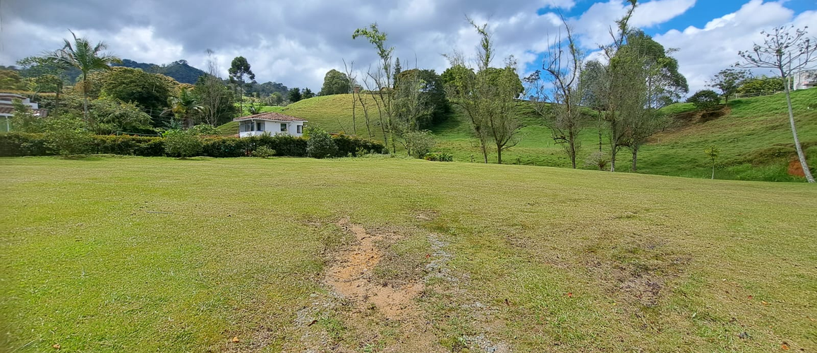 Lote en venta en Llano Grande, Rionegro, 3000 m² · foto 3 de 5