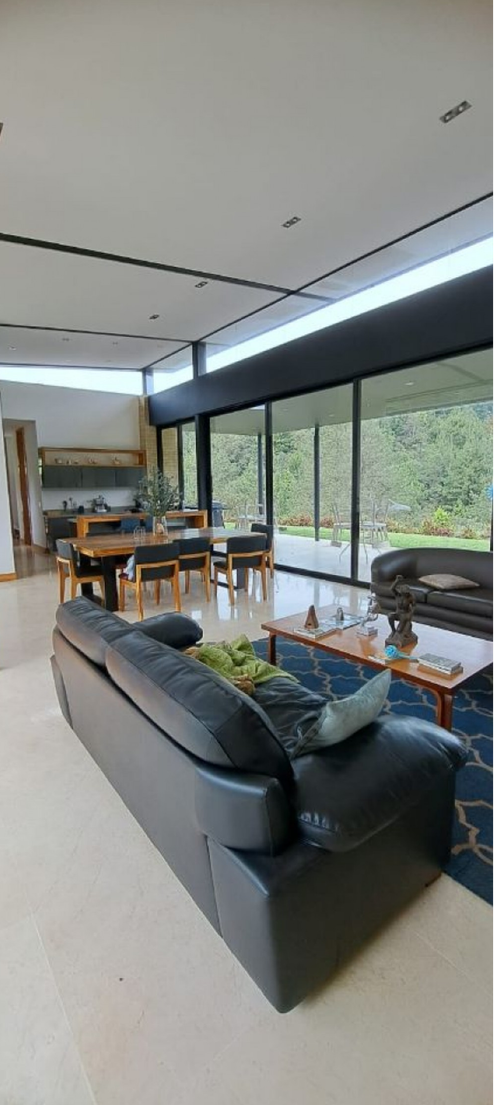 Casa de 4 alcobas en venta en Pantanillo, Envigado · foto 4 de 12