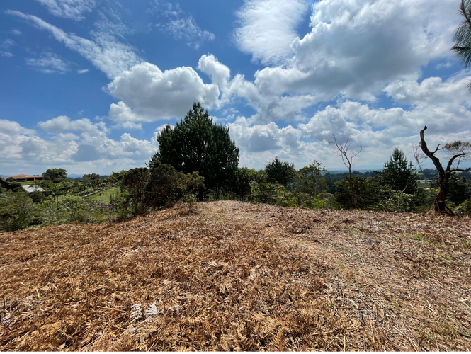 Lote en venta en Aeropuerto, Rionegro, 5500 m² · foto 3 de 18