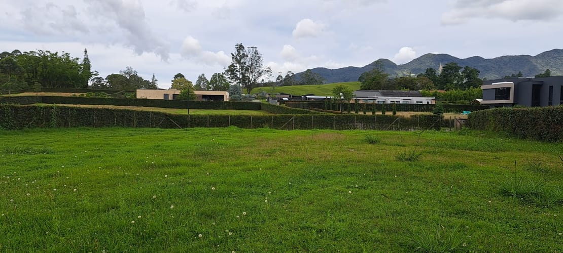 Lote en venta en El Carmen de Viboral, 2958 m² · foto 2 de 17