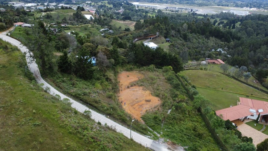 Lote en venta en El Tablazo, Rionegro, 13007 m² · foto 3 de 18