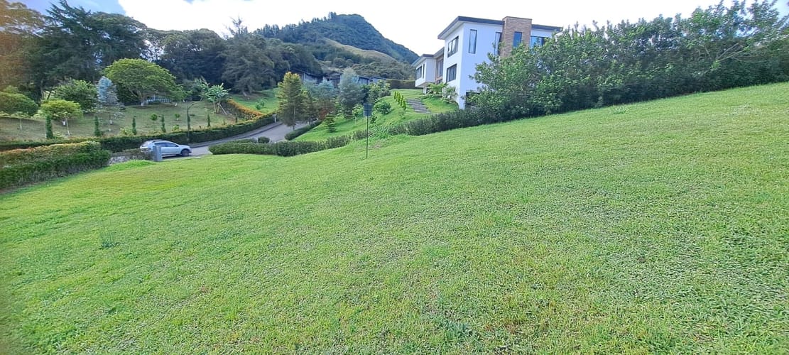 Lote en venta en Guamito, La Ceja, 2598 m² · foto 14 de 21