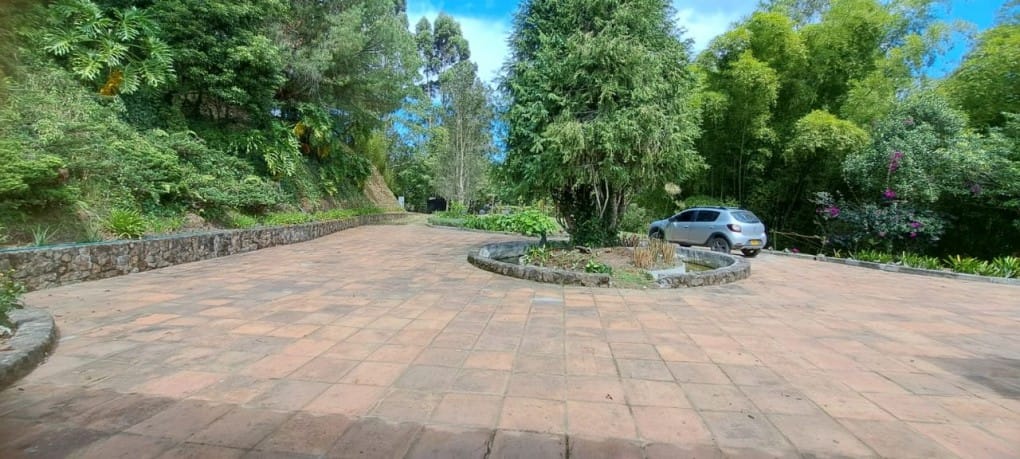 Finca en venta en Don Diego, El Retiro, 15432 m² · foto 4 de 15