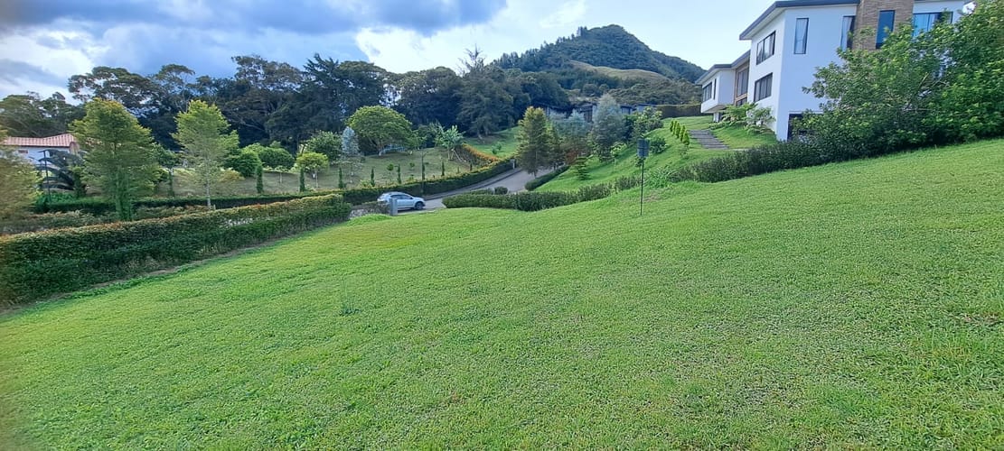 Lote en venta en Guamito, La Ceja, 2598 m² · foto 19 de 21