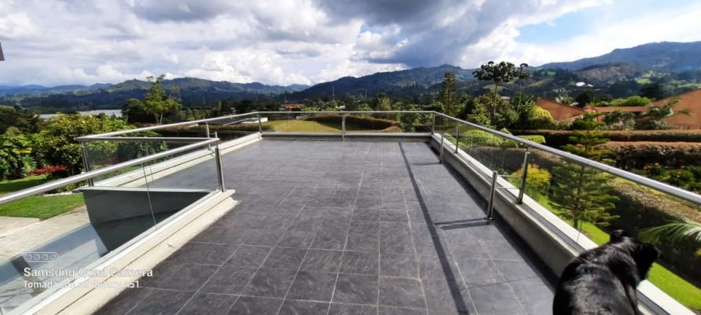 Casa de 4 alcobas en venta en El Tablazo, Rionegro · foto 3 de 19