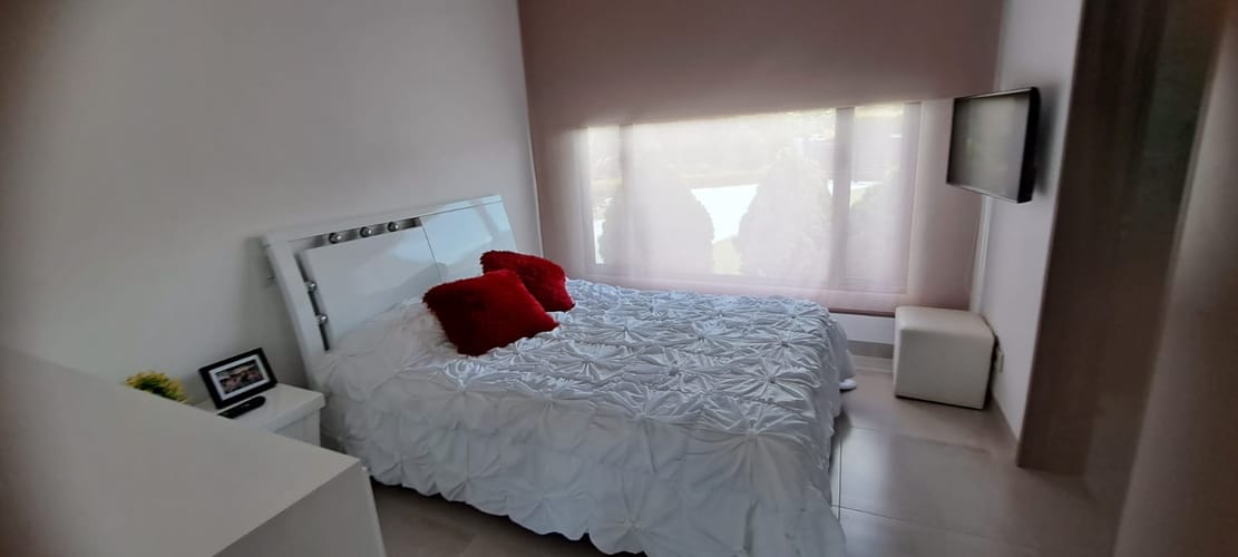 Casa de 5 alcobas en venta en Llano Grande, Rionegro · foto 11 de 24