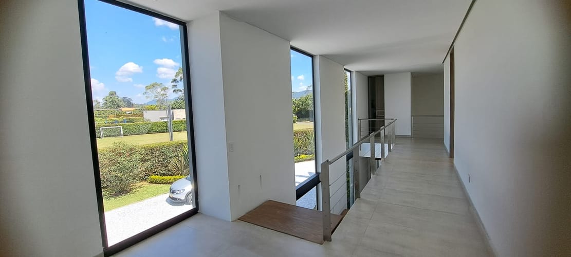Casa de 5 alcobas en venta en Llano Grande, Rionegro · foto 17 de 24