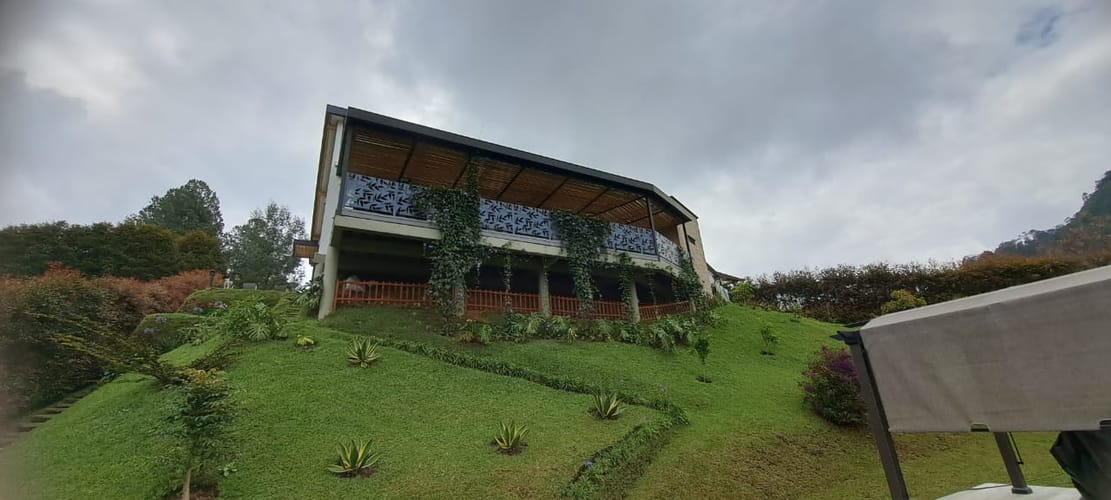Casa de 3 alcobas en venta en Lejos Del Nido, El Retiro, 1033 m² · foto 4 de 24
