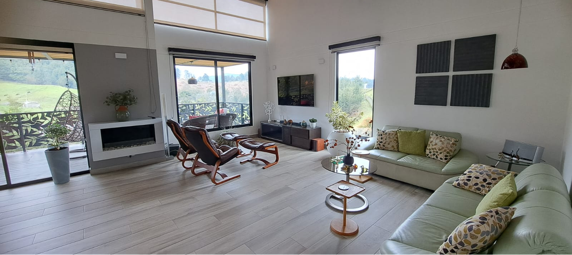 Casa de 3 alcobas en venta en Lejos Del Nido, El Retiro, 1033 m² · foto 12 de 24