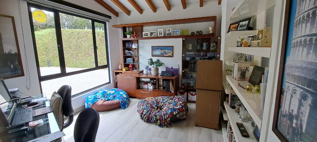 Casa de 3 alcobas en venta en Lejos Del Nido, El Retiro, 1033 m² · foto 16 de 24