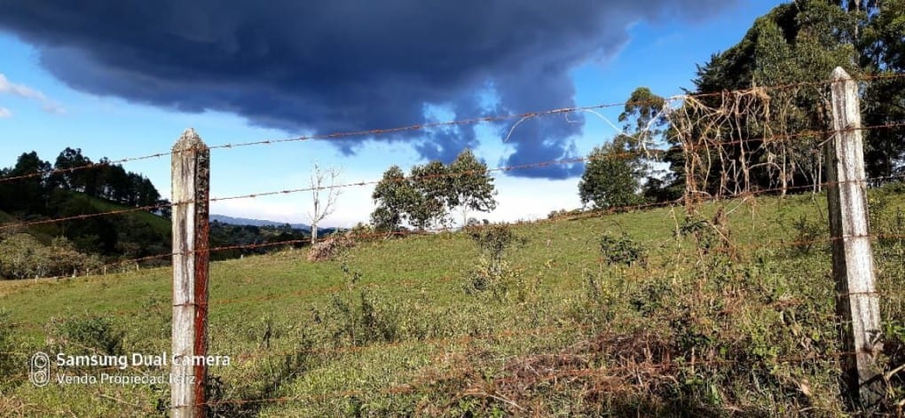 Lote en venta en Cabeceras De Llanogrande, Rionegro, 28422 m² · foto 10 de 11