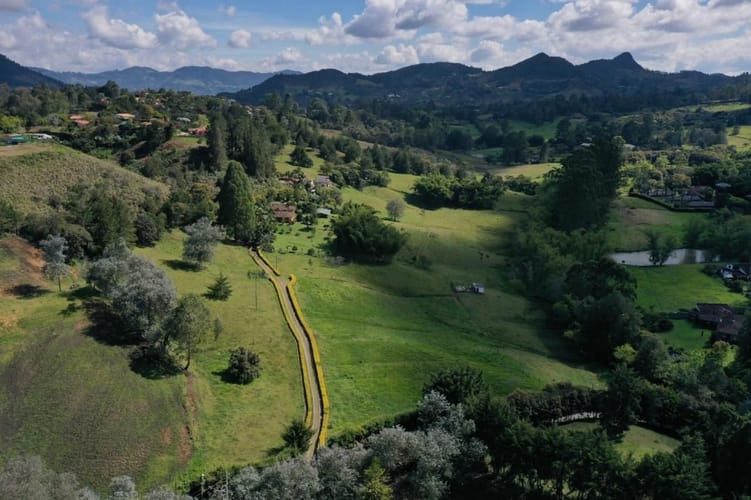 Lote en venta en Llano Grande, Rionegro, 3545 m² · foto 3 de 8