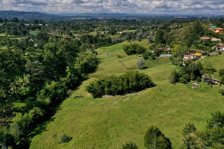 Lote en venta en Llano Grande, Rionegro, 3545 m² · foto 4 de 8