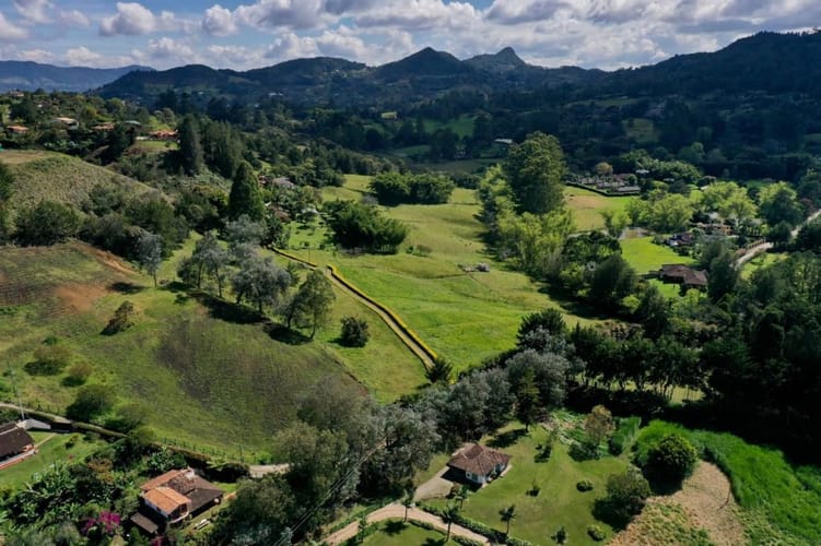 Lote en venta en Llano Grande, Rionegro, 3545 m² · foto 5 de 8