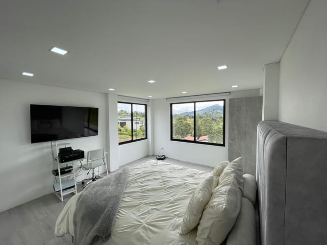 Casa de 4 alcobas en venta en El Retiro, 1690 m² · foto 16 de 21
