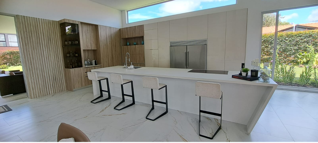 Casa de 3 alcobas en venta en Llano Grande, Rionegro, 1930 m² · foto 5 de 17