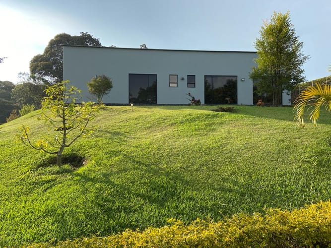 Casa de 4 alcobas en venta en Guamito, La Ceja · foto 10 de 13