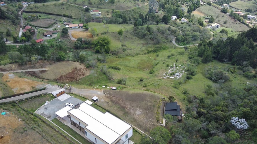 Lote en venta en San Jose, Guarne, 2415 m² · foto 15 de 15