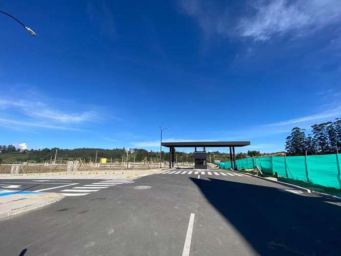 Lote en venta en La Macarena, Rionegro, 90 m² · foto 2 de 14