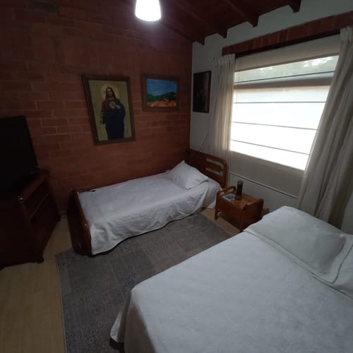 Casa de 3 alcobas en venta en Las Garzonas, Marinilla · foto 14 de 24