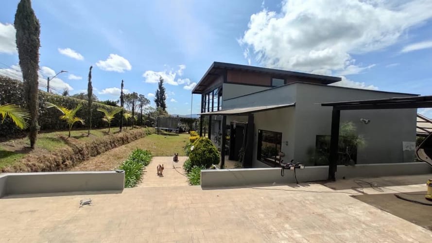 Finca en arriendo en La Mosca, Rionegro, 3300 m² · foto 12 de 24