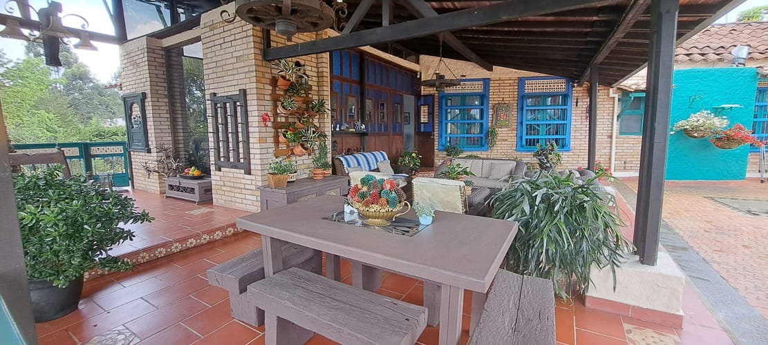 Casa de 5 alcobas en venta en Guamito, La Ceja · foto 6 de 24