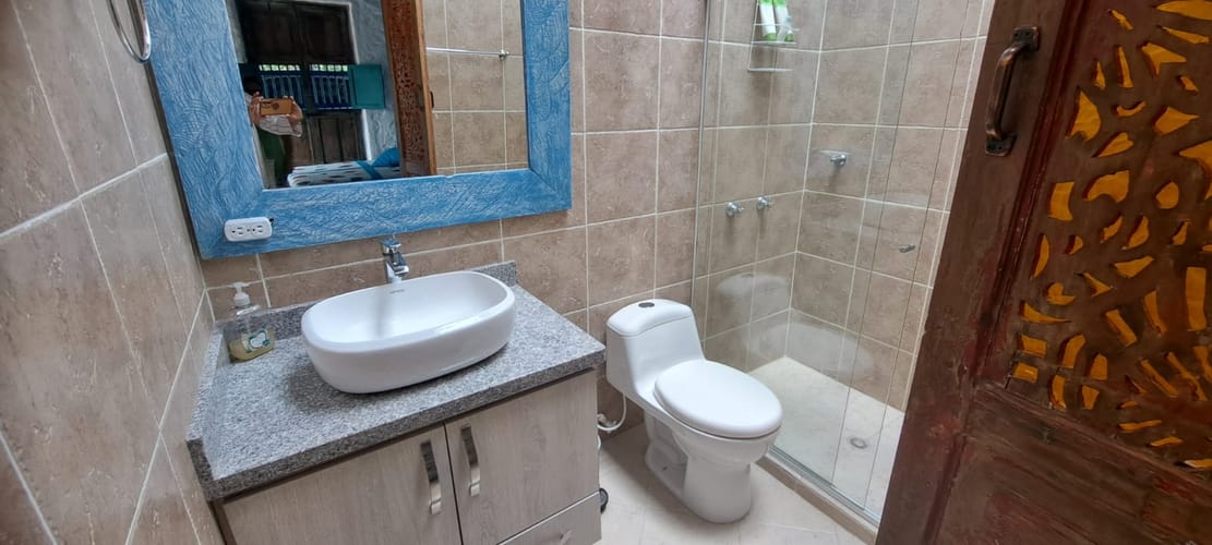 Casa de 5 alcobas en venta en Guamito, La Ceja · foto 12 de 24