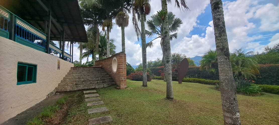 Casa de 5 alcobas en venta en Guamito, La Ceja · foto 21 de 24