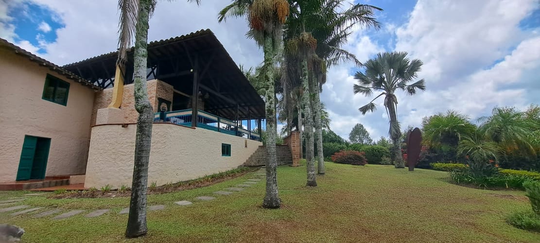 Casa de 5 alcobas en venta en Guamito, La Ceja · foto 24 de 24