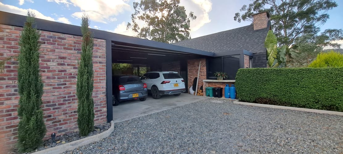 Casa de 3 alcobas en venta en El Carmen de Viboral · foto 2 de 24