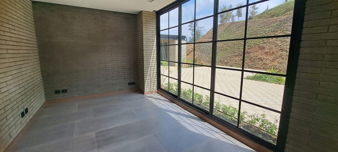 Casa de 3 alcobas en venta en Lejos Del Nido, El Retiro · foto 6 de 18