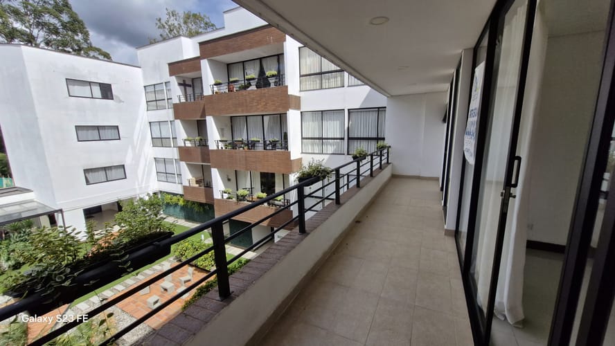 Apartamento de 2 alcobas en venta en El Retiro, 66 m² · foto 2 de 13
