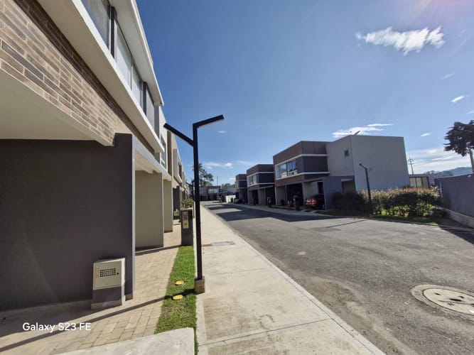 Casa de 3 alcobas en venta en Lomitas, La Ceja, 121 m² · foto 2 de 15