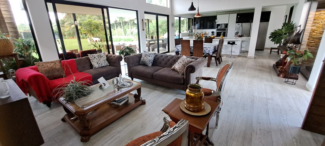 Casa de 4 alcobas en venta en Llano Grande, Rionegro · foto 2 de 20